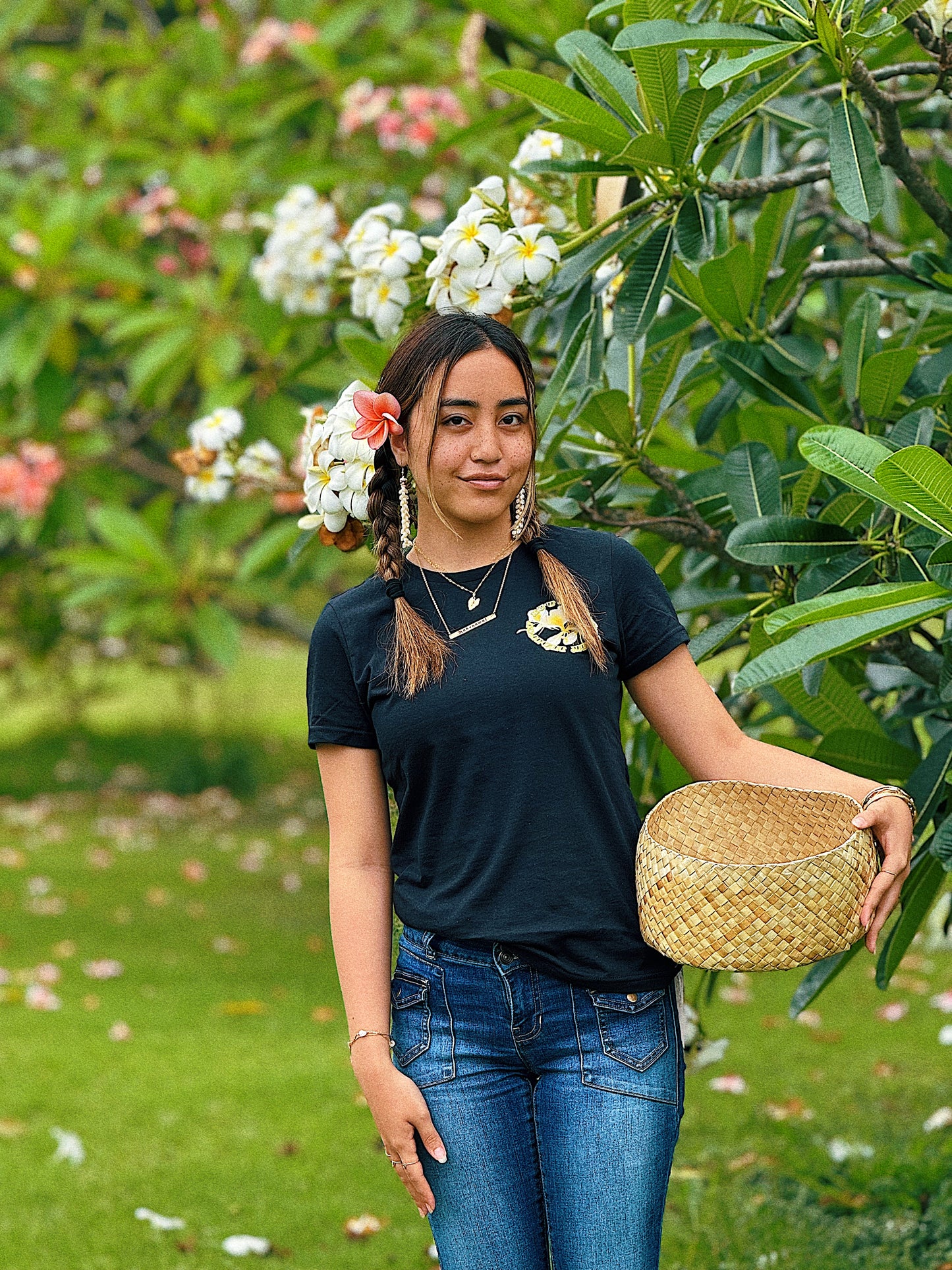 "ʻAwapuhi Melemele" Shirt