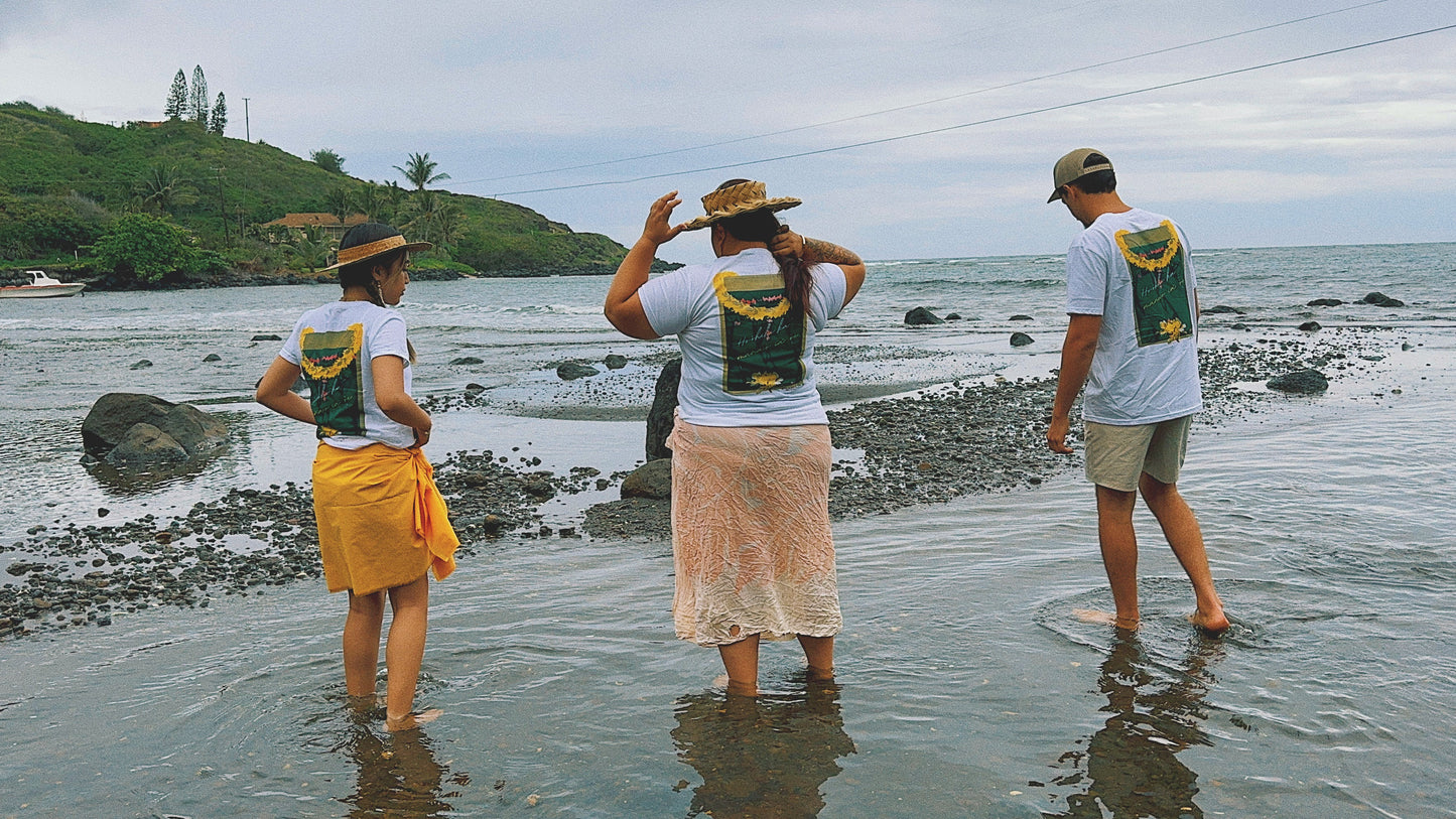 "ʻAwapuhi Melemele" Shirt